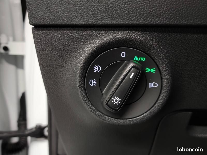 Skoda Karoq 2.0 TDI 116ch SCR Ambition (image 12)