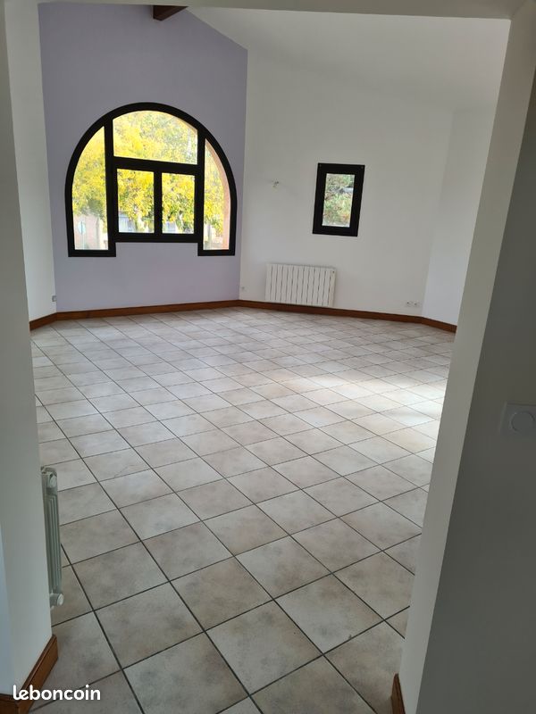 Appartement 4 pièces 120 m² · à Garidech · 120 m² · 1 250 €/mois