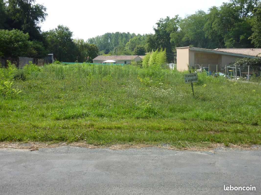 Terrain a batir · à Cissac-Médoc · 65 000 €