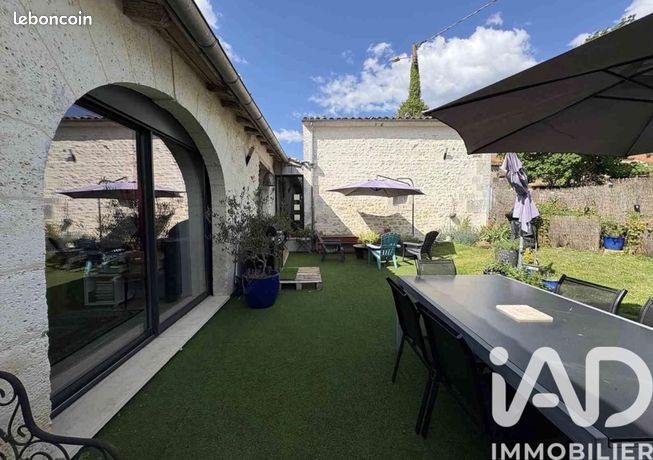 Propriété 5 pièces 291 m²