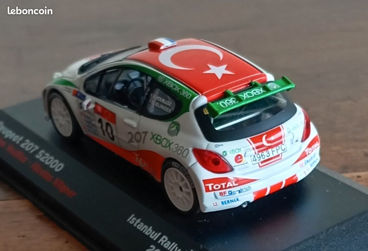 Miniature Peugeot 207 S2000 Rallye Istanbul 2007 – Ixo 1/43 – Vouillloz