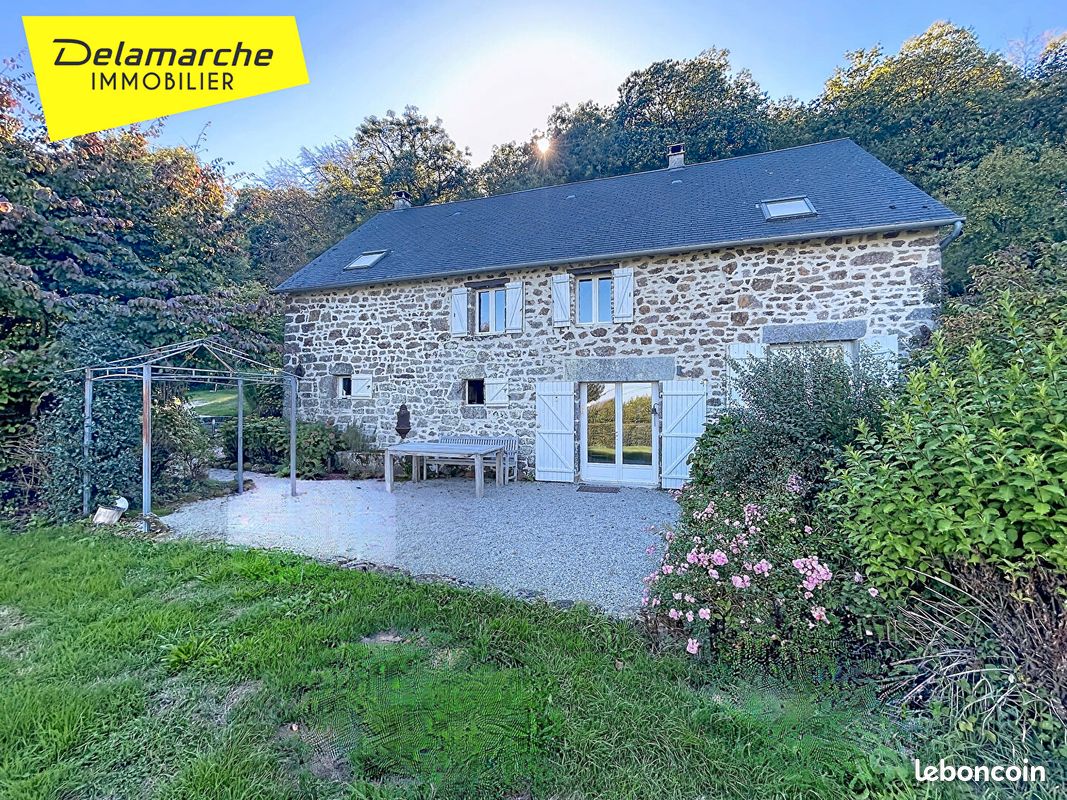 Maison 5 pièces 142 m² · à Gavray-sur-Sienne · 142 m² · 233 000 €