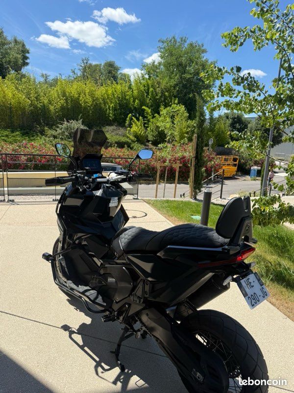 Xadv 750 (image 3)