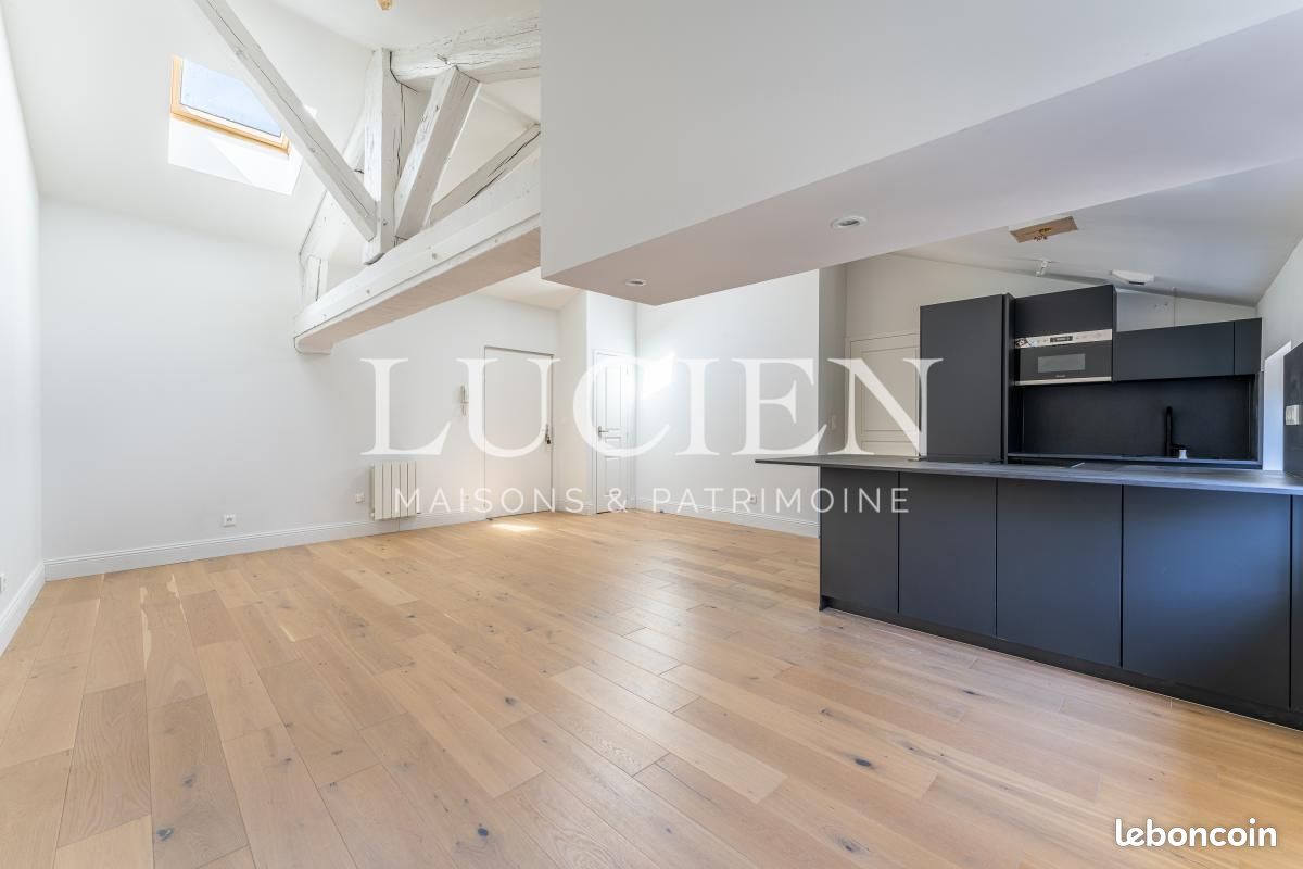 Appartement 3 pièces 72 m² · à Champagne-au-Mont-d'Or · 72 m² · 315 000 €