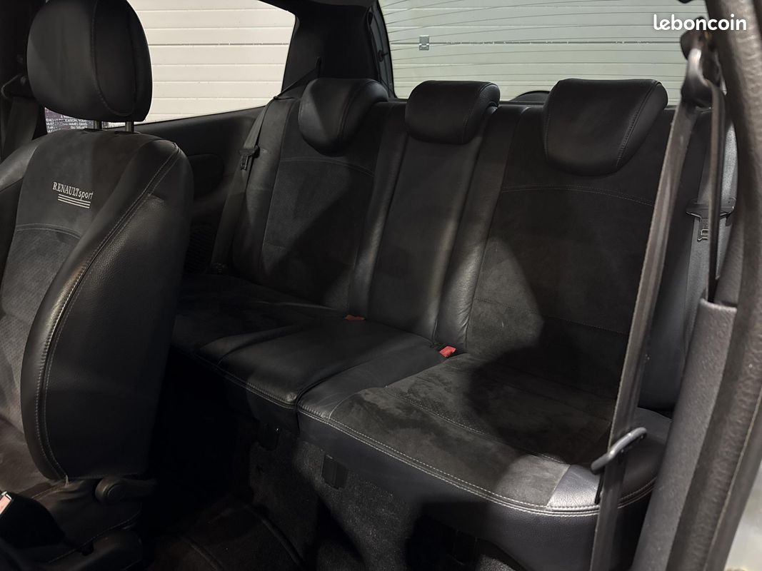 RENAULT CLIO RS 2.0i 16V 172ch - Garantie 3 MOIS (image 16)