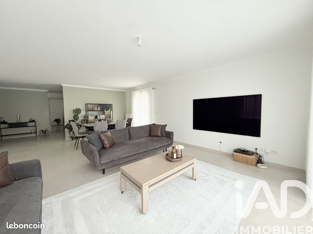Maison 5 pièces 124 m² · à Digne-les-Bains · 124 m² · 395 000 €