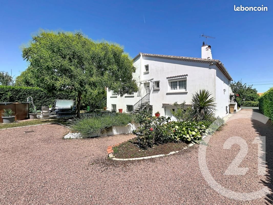 Maison 8 pièces 184 m² · à Luçon · 184 m² · 367 500 €