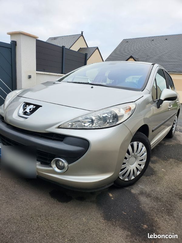 Peugeot 207 1.4 HDI - Voitures