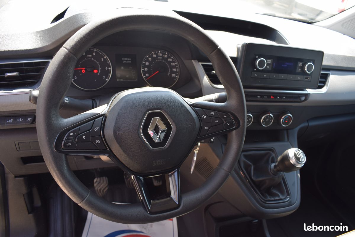 RENAULT KANGOO 3 1.5BLUEDCI 115ch GRAND CONFORT 3 PLACES 83303KLMS 2022 (image 6)