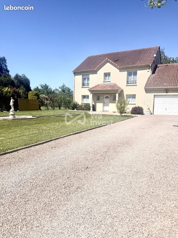 Maison 8 pièces 180 m² · à Quincy-Voisins · 180 m² · 549 000 €