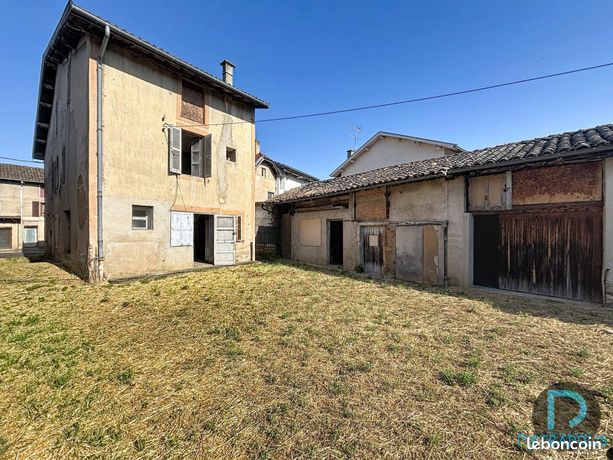Immeuble 256 m² Vonnas