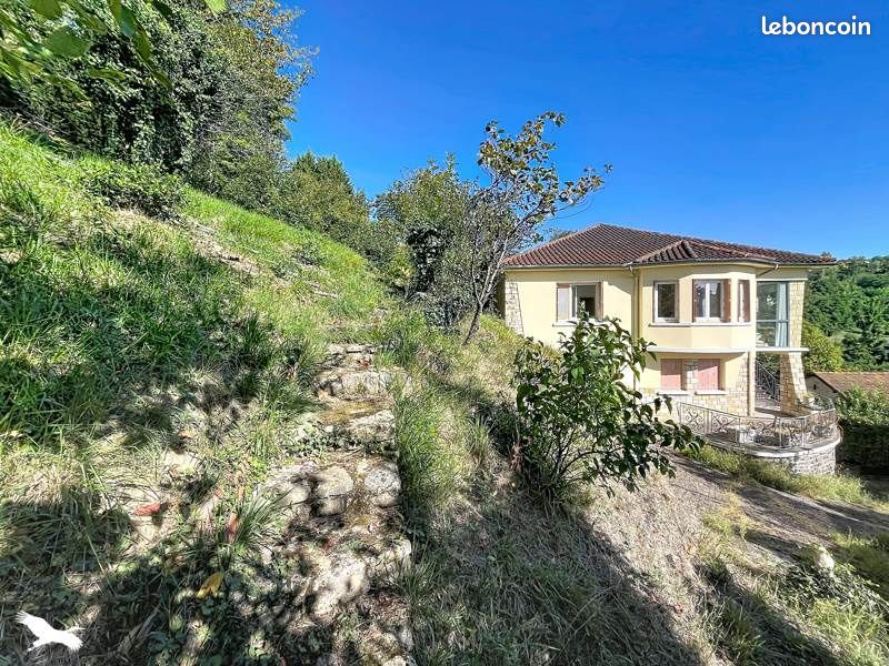 Maison 6 pièces 110 m² · à Decazeville · 110 m² · 101 992 €
