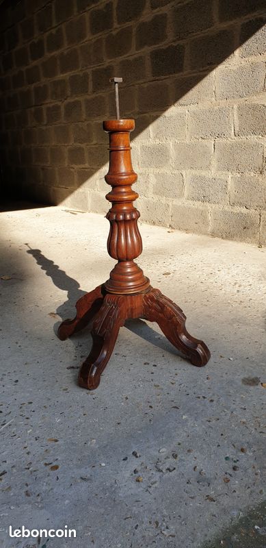 Table Guéridon (image 1)