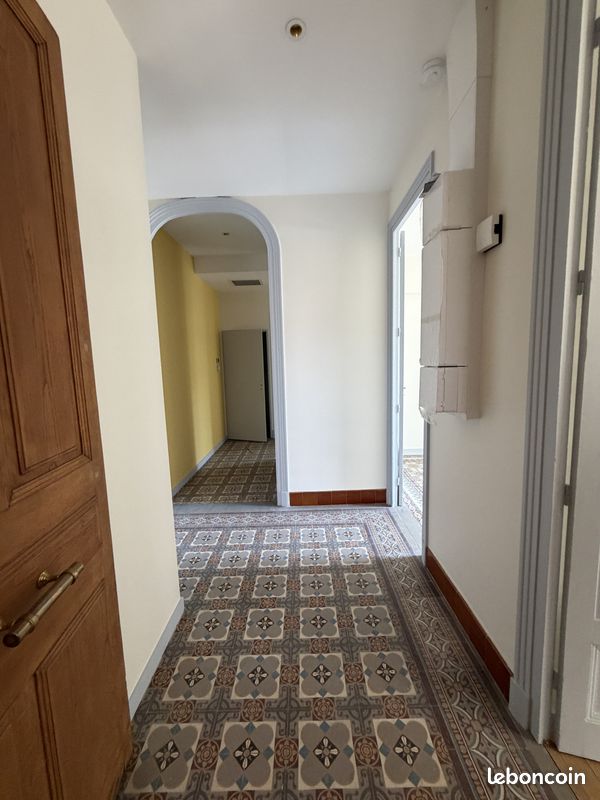 Appartement 3 pièces 76 m² · à Grenoble · 76 m² · 1 010 €