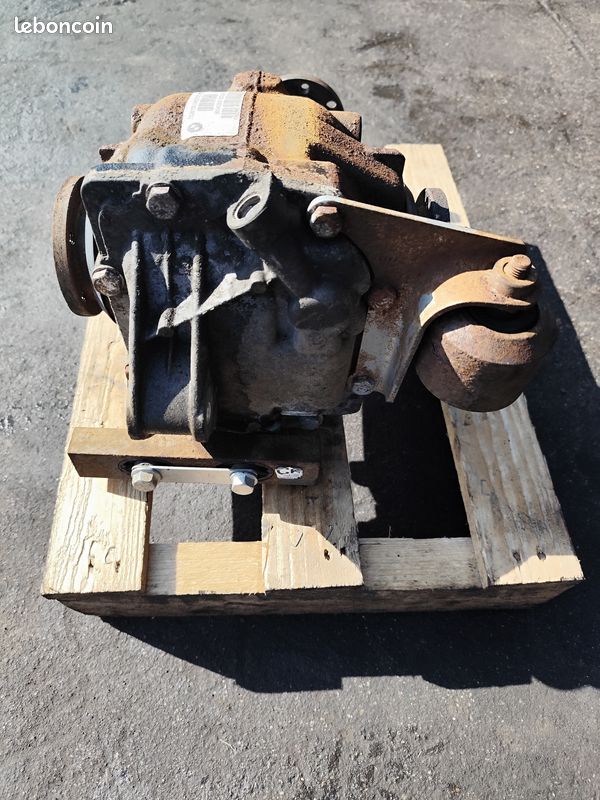 Pont Arriere Differentiel BMW SERIE 3 E46 320d Phase 2 150 cv 7526158-04 / 7526158 rapport 2.56 (image 4)