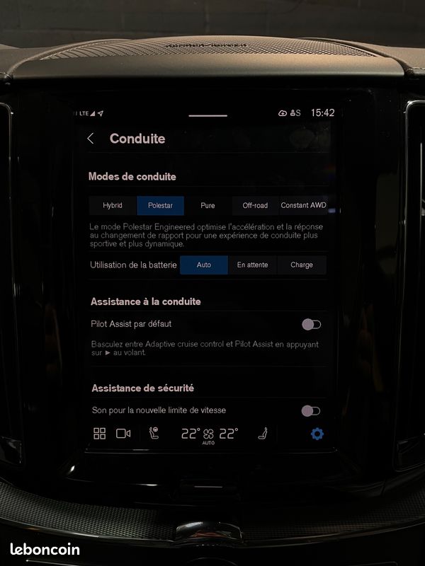 VOLVO XC60 T8 455Ch POLESTAR - 1 ère main - Historique VOLVO - Carplay - Attelage - Marches Pieds (image 8)