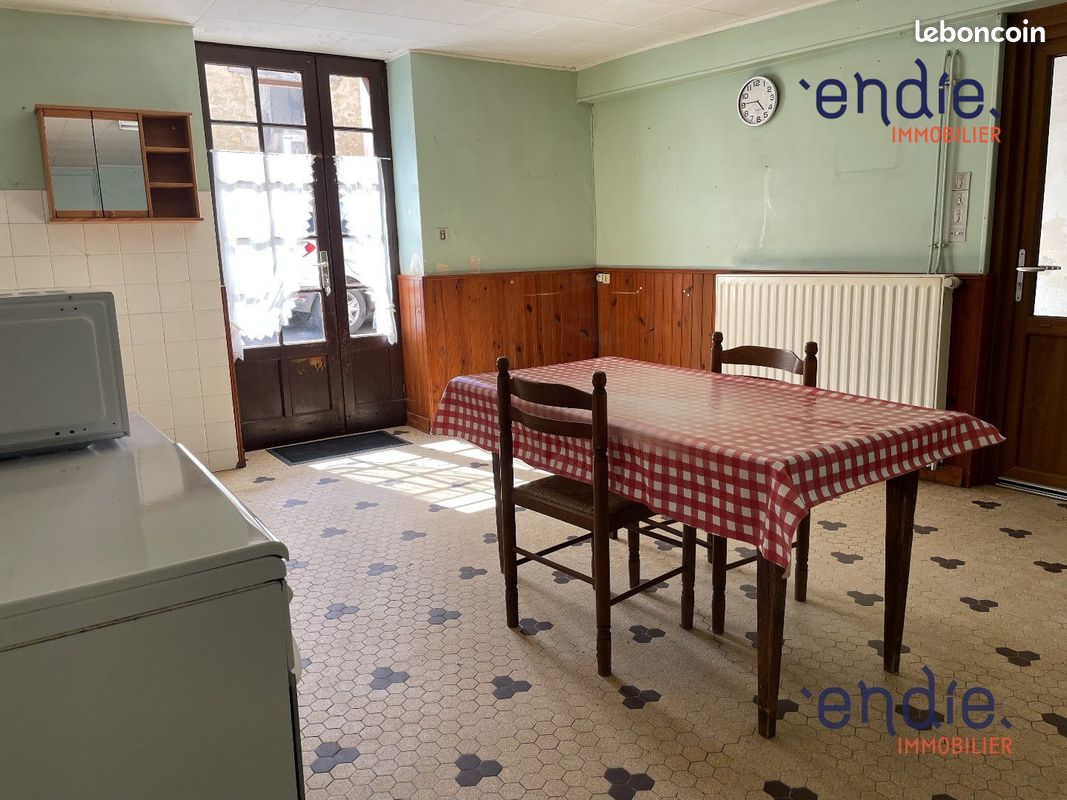 Maison 4 pièces 115 m² · à Moncontour · 115 m² · 47 000 €