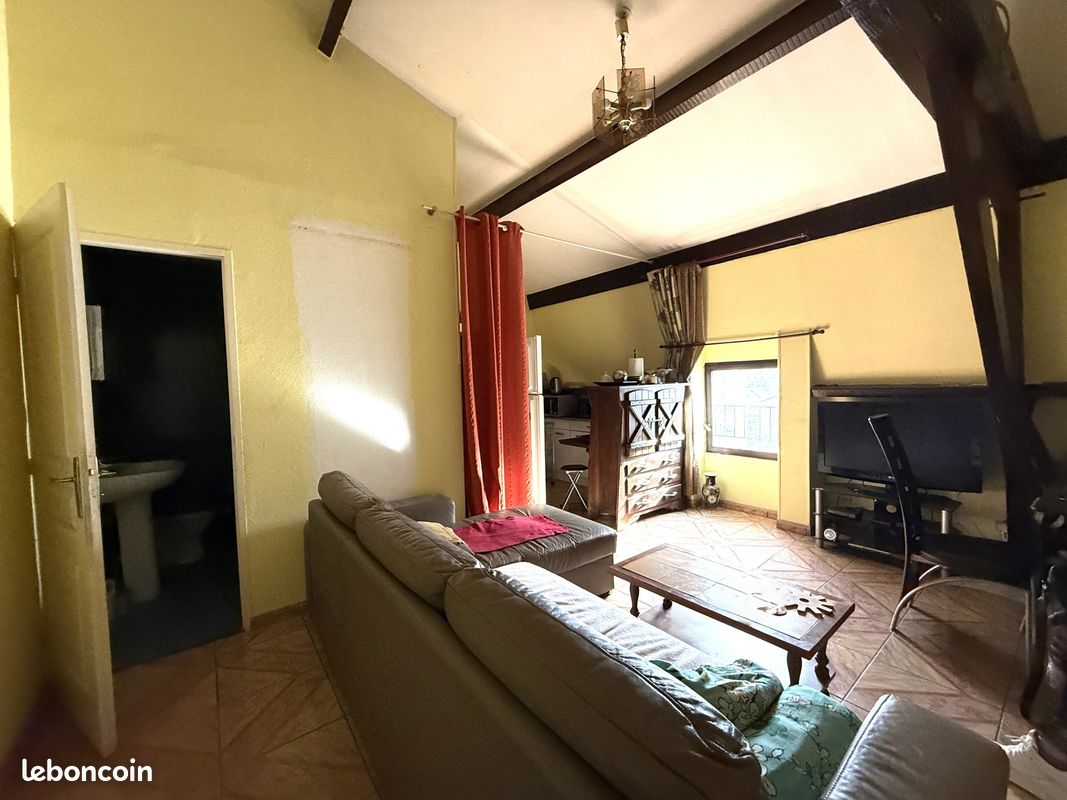Appartement 2 pièces 38 m² · à Melun · 38 m² · 104 000 €