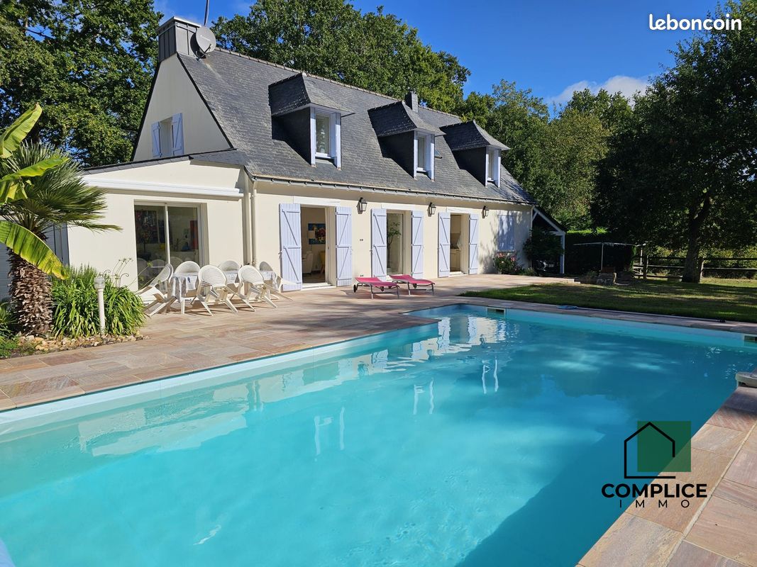 Maison 5 pièces 143 m² · à Vigneux de Bretagne · 143 m² · 486 450 €