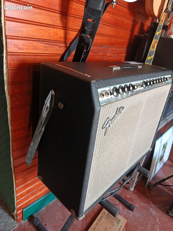 Vend ampli twin reverb, table de mixage, ampli de puissance (image 2)