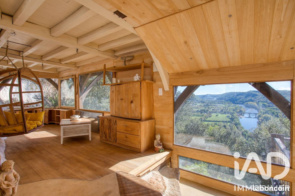 Maison 4 pièces 90 m² · à Beynac-et-Cazenac · 90 m² · 415 000 €