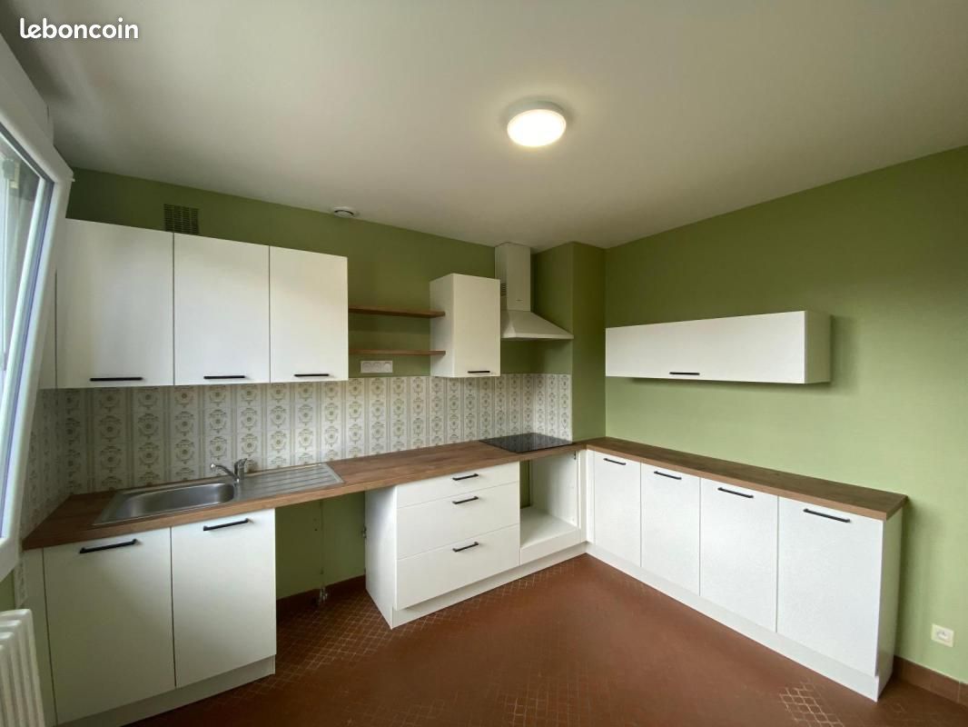 Maison 5 pièces 107 m² · à Saint-Berthevin · 107 m² · 995 €/mois
