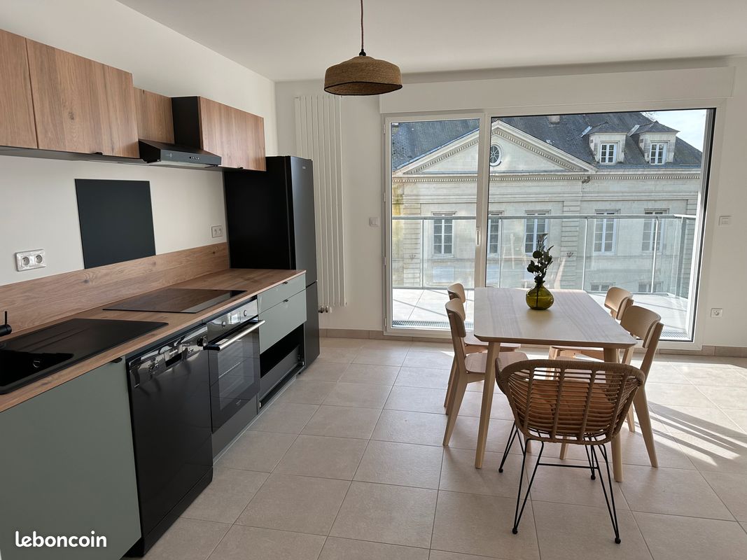 Appartement 3 pièces 64 m² · à Nantes · 64 m² · 990 €