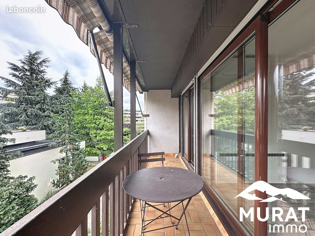 Appartement 3 pièces 82 m² · à Chamalières · 82 m² · 911 €/mois