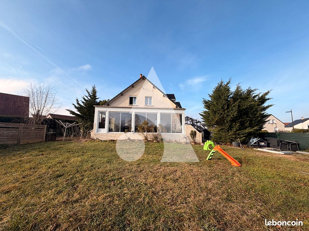 Maison 7 pièces 155 m² · à Chevigny-Saint-Sauveur · 155 m² · 330 000 €