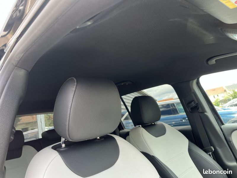 Mercedes GLB 200D 150CH AMG LINE 8G DCT (image 15)