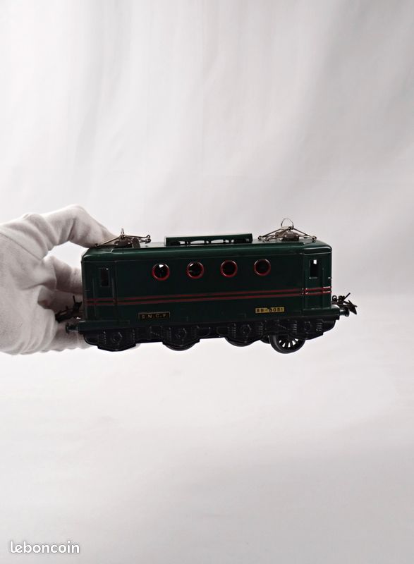 Locomotive Hornby échelle 0 – BB 8051 SNCF – Vintage – Pantos Oxydés