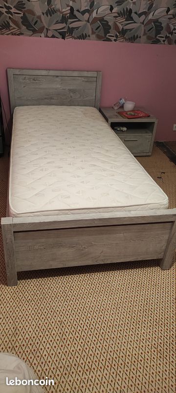 Lit sommier matelas table de chevet 1 personne (image 1)