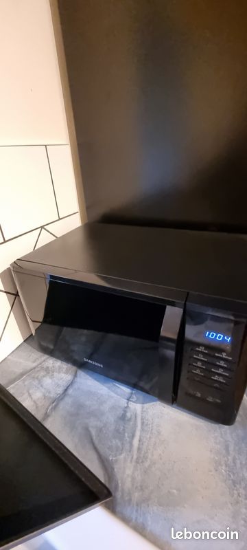 Micro-ondes (image 1)