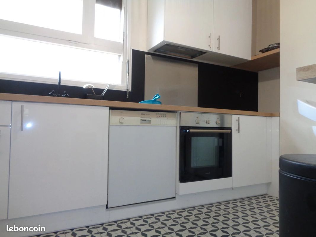 Appartement 3 pièces 80 m² · à Perpignan · 80 m² · 880 €