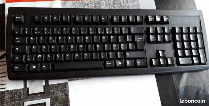 Clavier PC à pavé numérique (marque Acer) (image 1)
