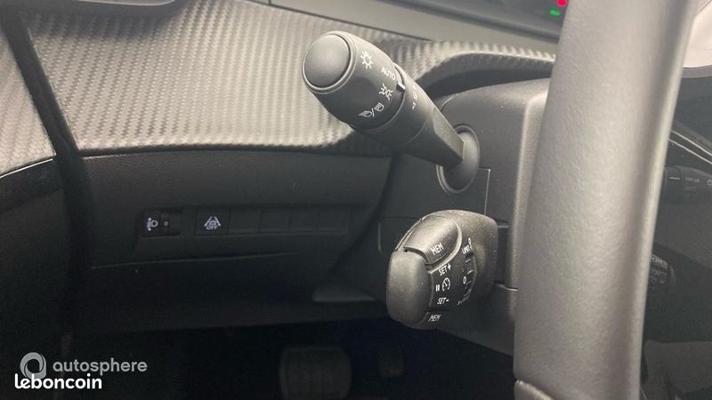 Peugeot 208 e-208 136ch E-Style (image 23)