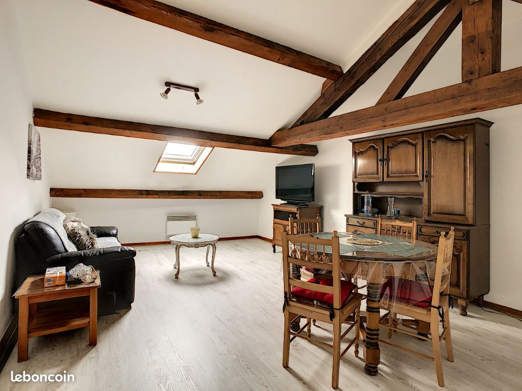 Appartement 2 pièces 44 m² · à Neufchâteau · 44 m² · 430 €