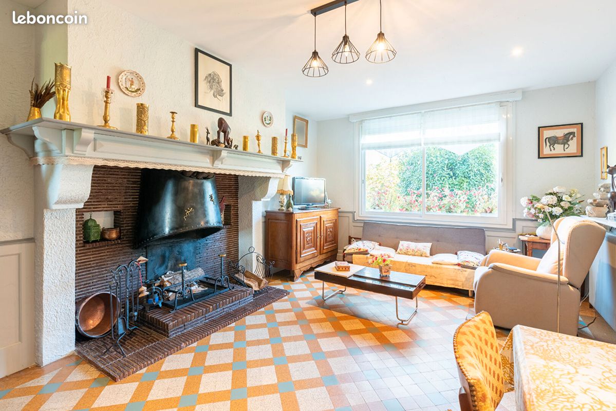 Gîte 8 pièces 221 m² - Amou 40330 (image principale 1)