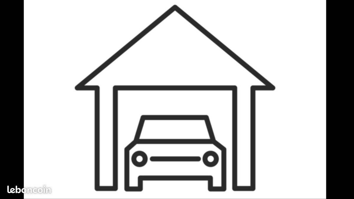 Garage/box Chasse Sur Rhone · à Chasse-sur-Rhône · 73 €/mois