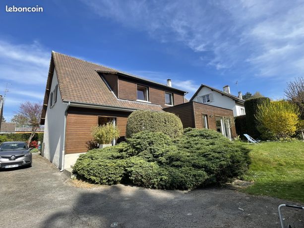 Pavillon 9 pièces 217 m²