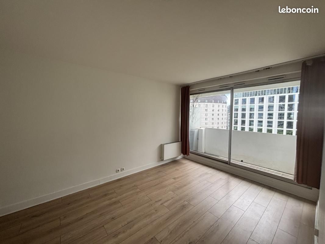 Appartement 2 pièces 44 m² · à Courbevoie · 44 m² · 1 366 €
