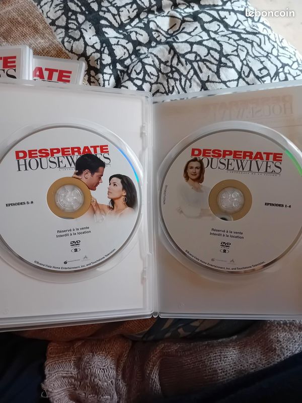 DVD Serie Desperate Housewives Saison 1 (image 4)