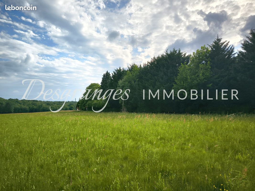 Terrain 3680 m² · à Payzac · 3 680 m² · 20 000 €