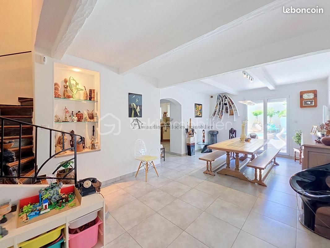 Maison 6 pièces 152 m² · à Six-Fours-les-Plages · 152 m² · 590 000 €