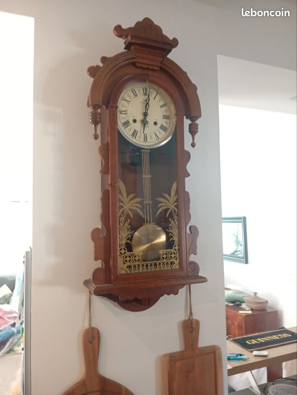 Maxstore STILISTA Rétro Horloge Murale Régulateur THESEUS, 58 x 27,5 x 12,5 cm