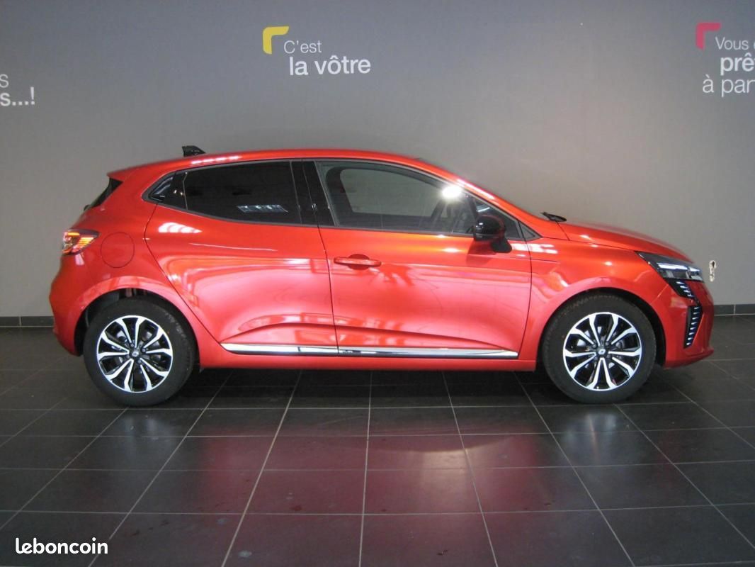 Renault Clio V TCe 90 ch GSR2 Techno (image 6)