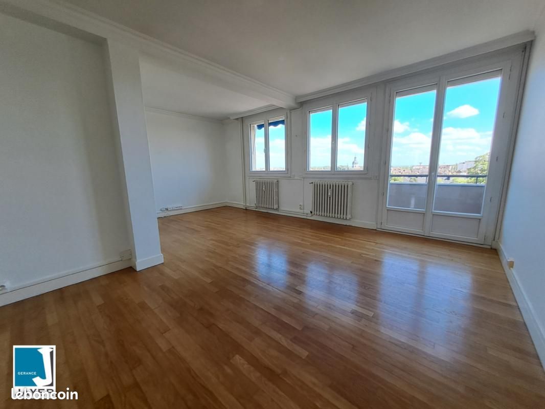Appartement 4 pièces 74 m² · à Chalon-sur-Saône · 74 m² · 906 €