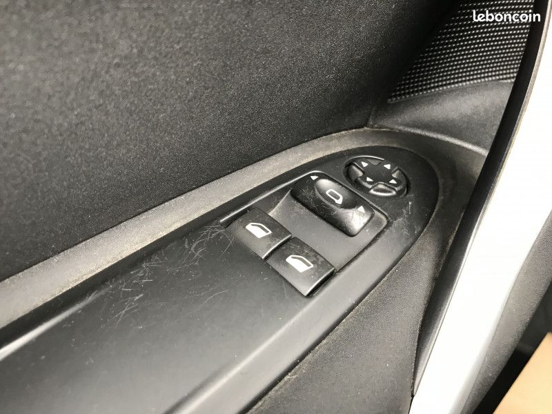 Citroen DS4 1.6 E-HDI115 AIRDREAM CHIC (image 12)