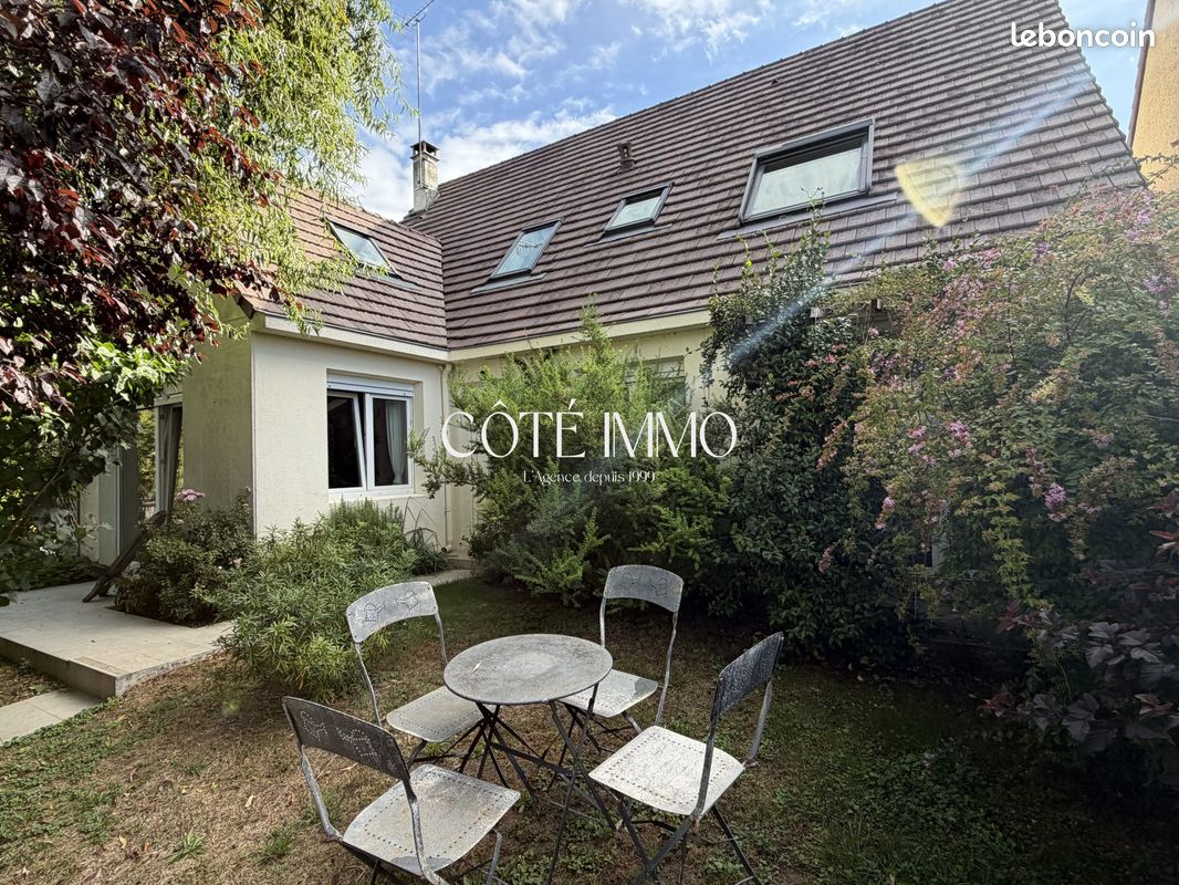 Maison 7 pièces 165 m² · à Gouvieux · 165 m² · 549 000 €