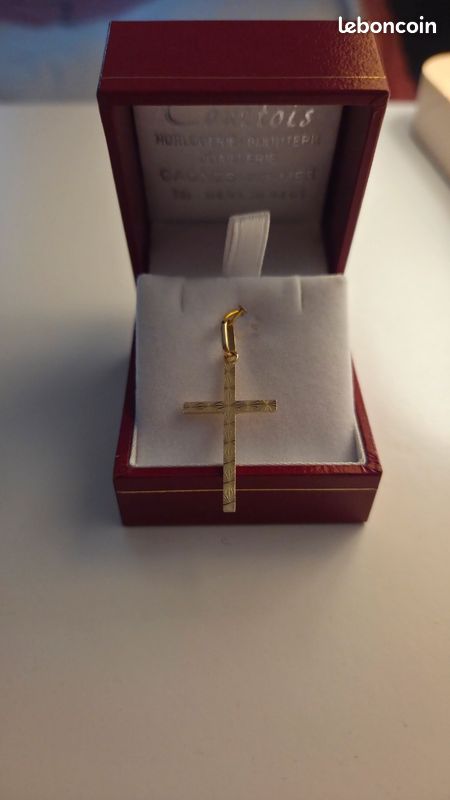 Pendentif Croix En Or Jaune Et Blanc 18 Carats (750) - Neuf Avec étiquettes - Unisexe
